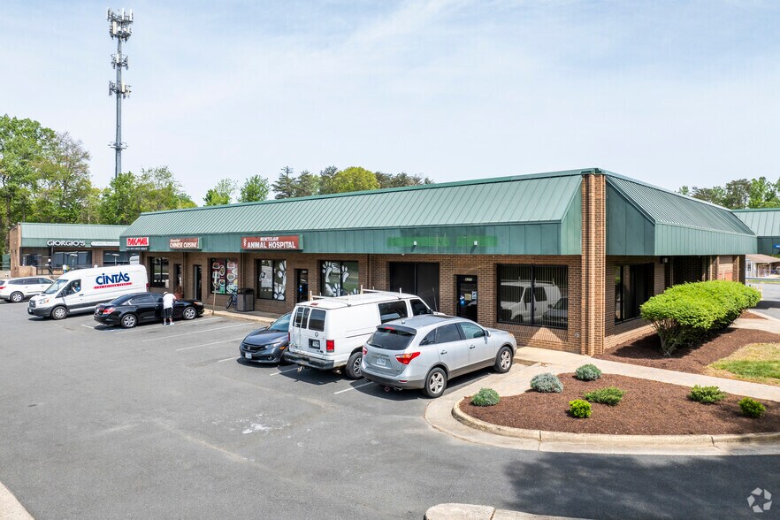 More Photos Of 4371-4393 Kevin Walker Dr, Dumfries Unknown For Lease