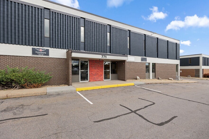 More Photos Of 771-783 NE Harding St, Minneapolis Warehouse For Lease