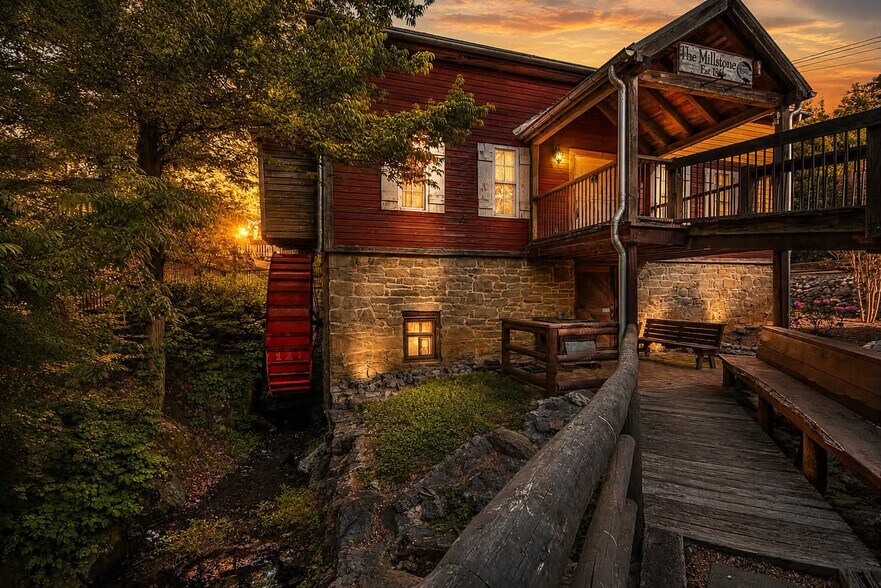 More Photos Of 715 Carson Creek Rd, Limestone Specialty For Sale