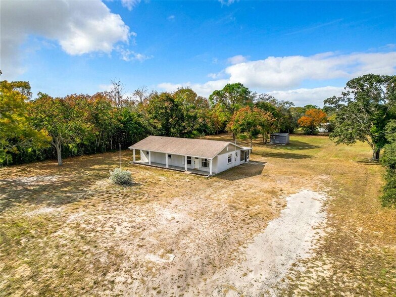 Primary Photo Of 9421 Sunshine Grove Rd, Brooksville Multifamily For Sale