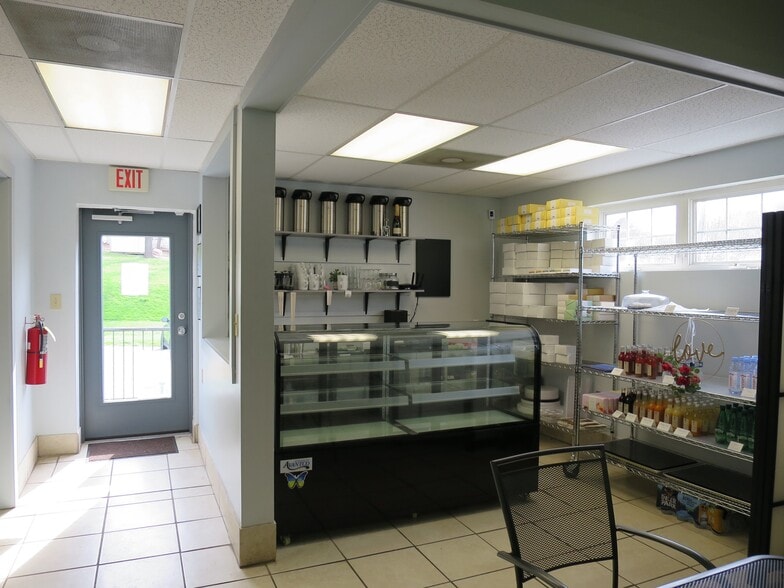 More Photos Of 231-239 S Main St, Mount Airy Freestanding For Sale