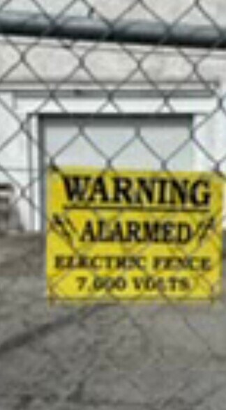 More Photos Of 4459 Broadway, Macon Distribution For Sale