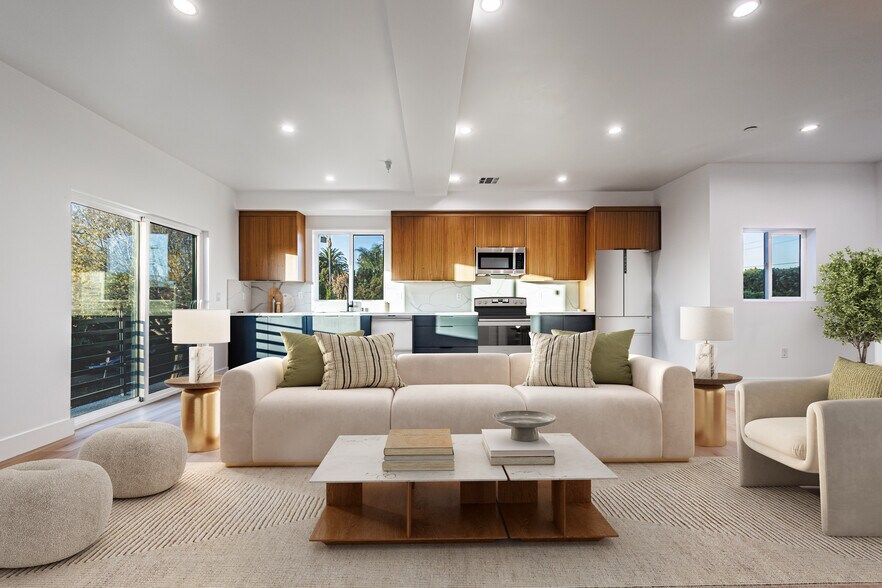 More Photos Of 1656 S Hayworth Ave, Los Angeles Multifamily For Sale