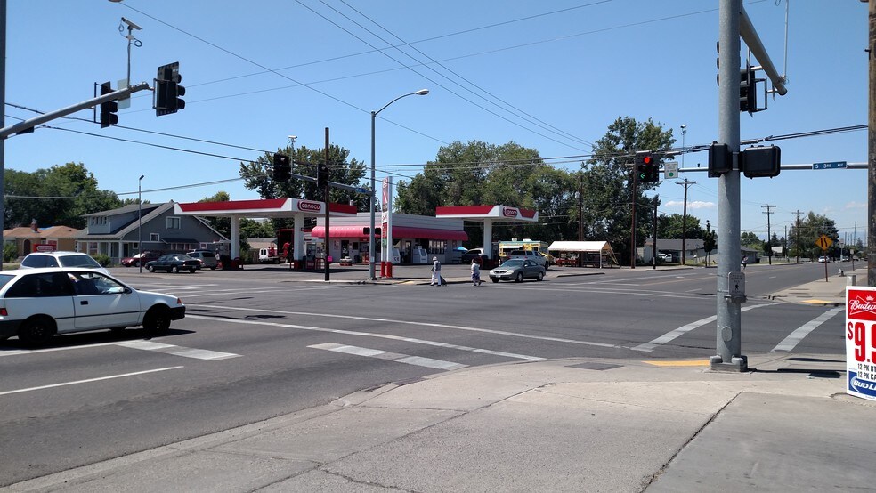 More Photos Of 1412-1430 S 3rd Ave, Yakima Storefront For Lease
