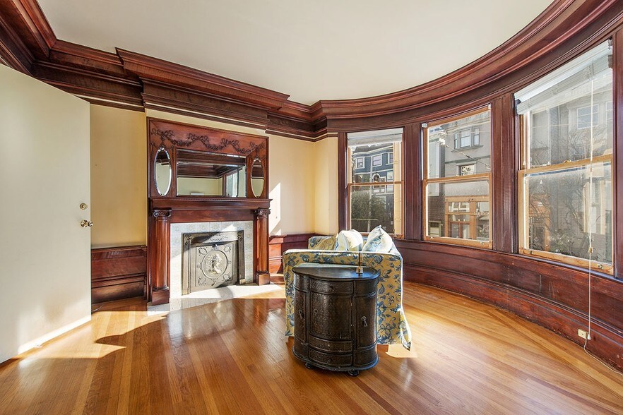 More Photos Of 2266 Union St, San Francisco Office For Lease