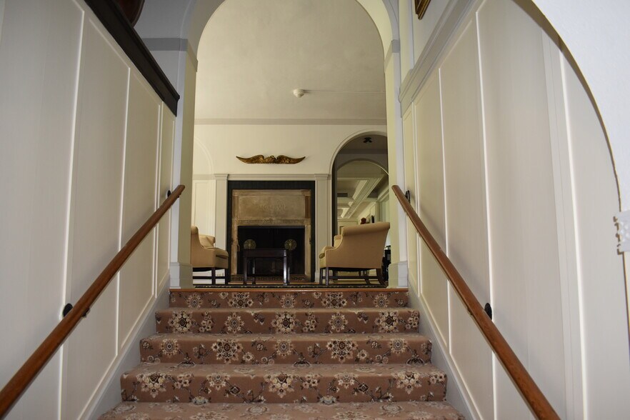 More Photos Of 9 Park Pl, Corning Specialty For Sale