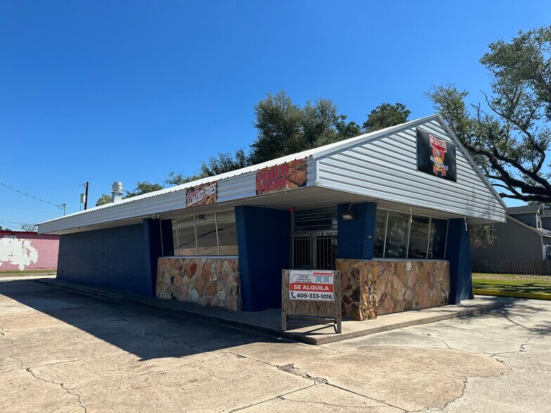Primary Photo Of 1011 Park Aly, Orange Fast Food For Lease