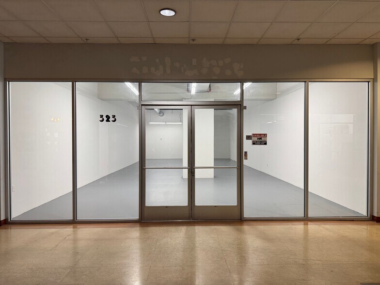 More Photos Of 1458 S San Pedro St, Los Angeles Freestanding For Sale