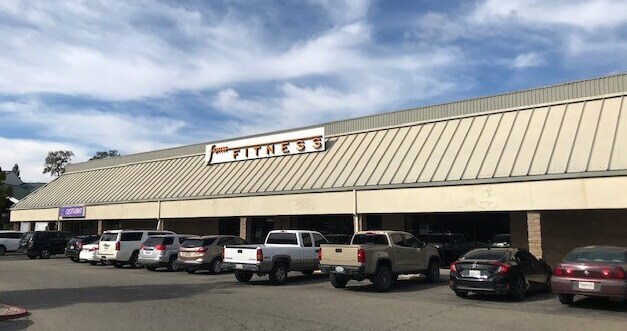 More Photos Of 40041 Highway 49, Oakhurst Unknown For Lease