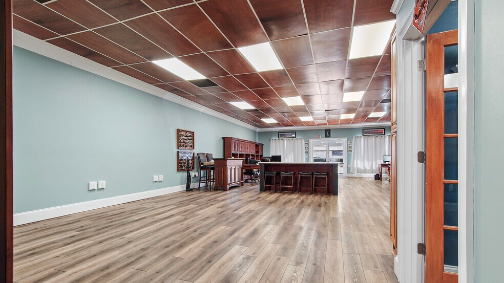 More Photos Of 308 Williams Ave, Port Saint Joe Storefront For Sale