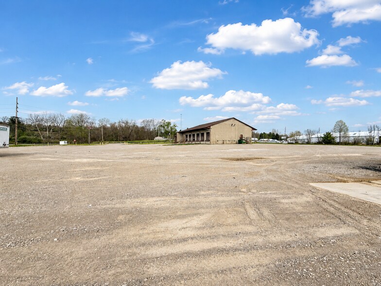 More Photos Of 4550 Roseville Rd, Roseville Truck Terminal For Sale