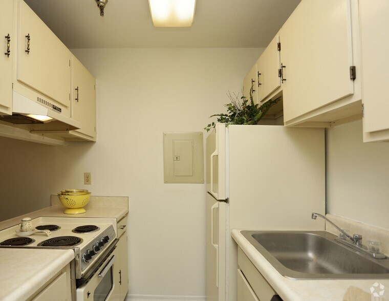 More Photos Of 5855 Citrus Blvd, New Orleans Apartments For Sale