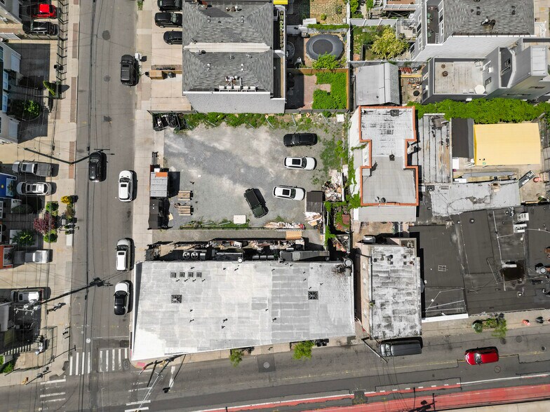 More Photos Of 9710 Rockaway Beach Blvd, Rockaway Beach Storefront Retail Residential For Sale