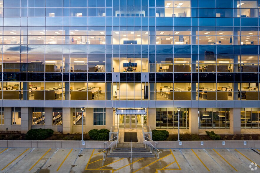 More Photos Of 901 Semmes Ave, Richmond Office For Lease