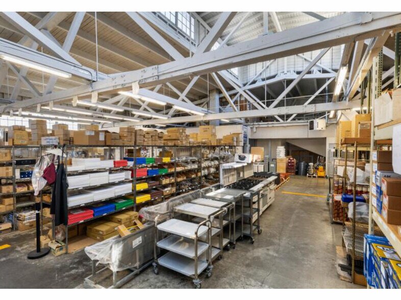 More Photos Of 3201 Utah Ave S, Seattle Manufacturing For Sale