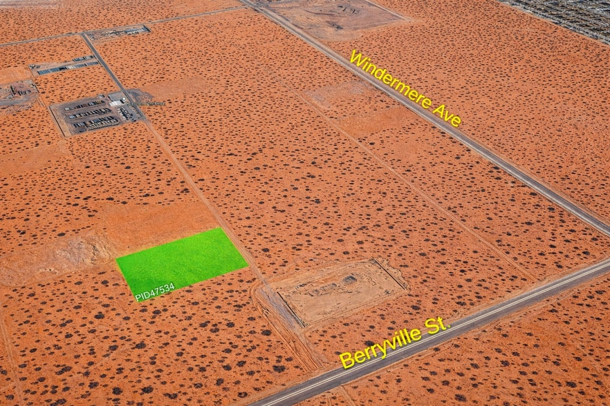 Primary Photo Of TBD Berryville St., El Paso Land For Sale