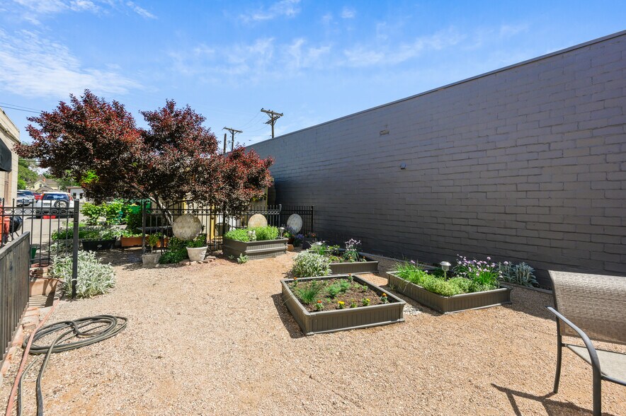 More Photos Of 626 Rood Ave, Grand Junction Restaurant For Sale