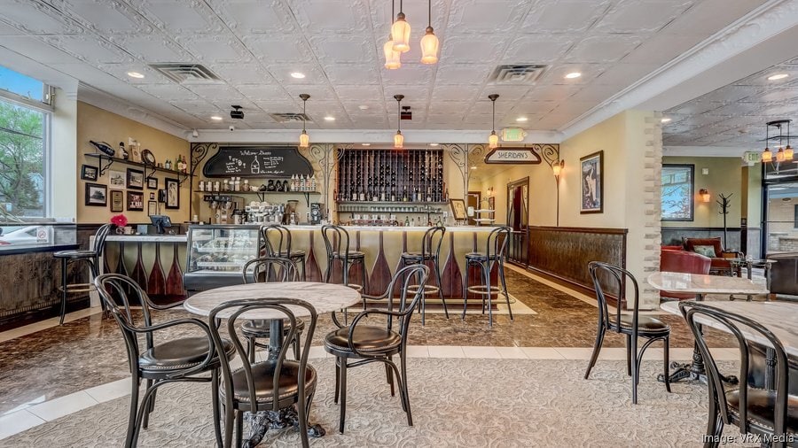 More Photos Of 5133 S Lake Dr, Cudahy Hospitality For Sale