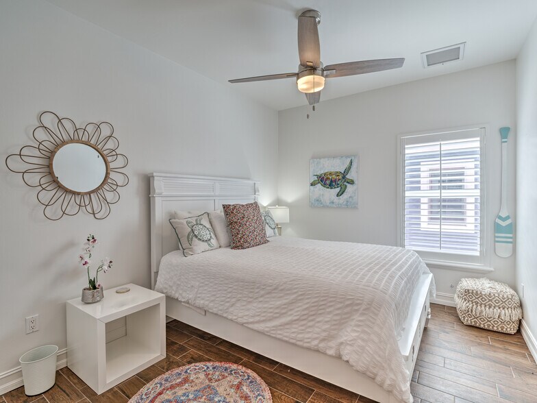 More Photos Of , Fort Myers Beach Specialty For Sale