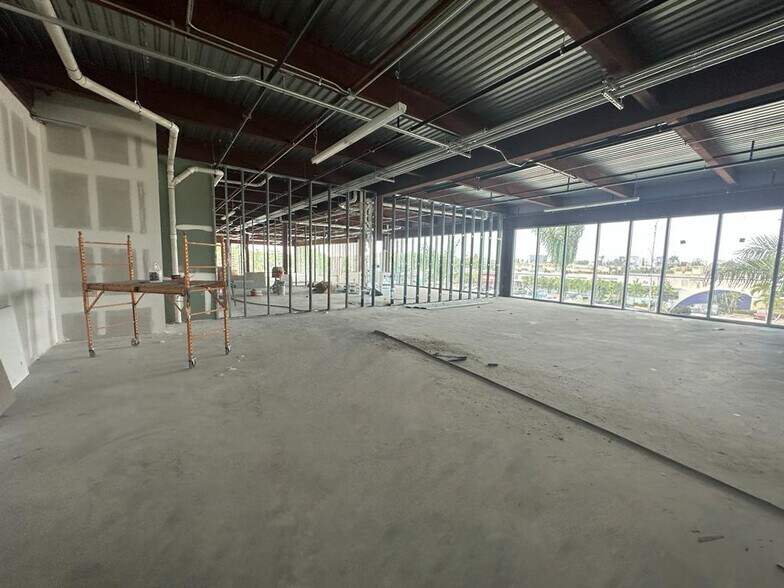 More Photos Of 1000-1100 E Hallandale Beach Blvd, Hallandale Beach Office For Lease