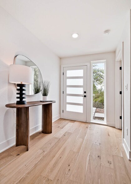 More Photos Of 204 9th St, Bentonville Apartments For Sale