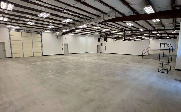More Photos Of 635 State Highway 46 E, Boerne Industrial For Lease