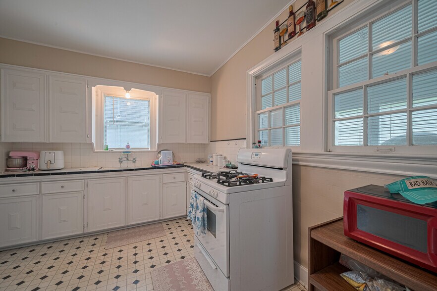 More Photos Of , Wharton Multifamily For Sale