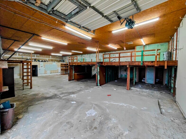 More Photos Of 105 Marigold St, Rocky Mount General Retail For Sale