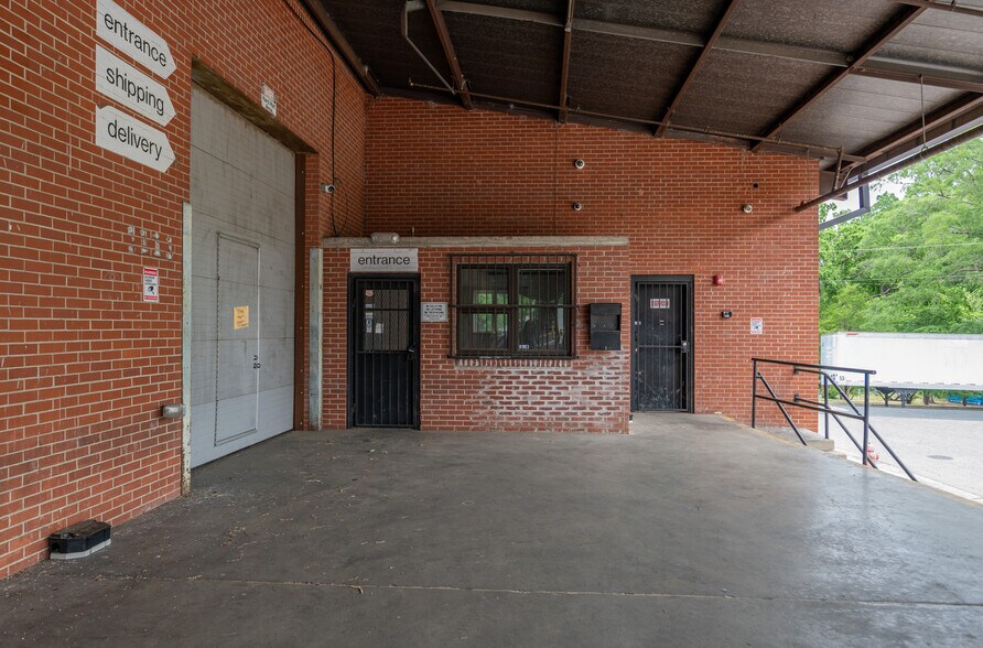 More Photos Of 1111 Neville St, Durham Warehouse For Lease