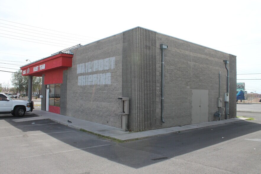 More Photos Of 4365 N Las Vegas Blvd, Las Vegas Freestanding For Lease