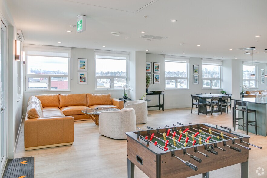 More Photos Of 2895 10th Av, Vancouver Apartments For Lease