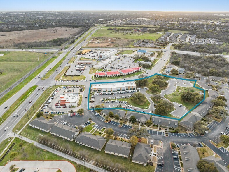 More Photos Of 2980 Joe Dimaggio Blvd, Round Rock Unknown For Lease