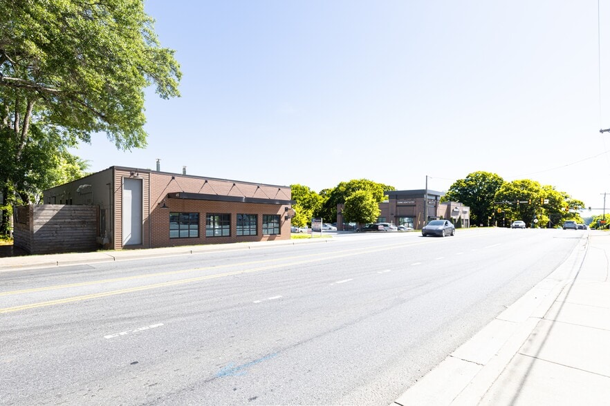 More Photos Of 485 Tom Hall St, Fort Mill Freestanding For Lease