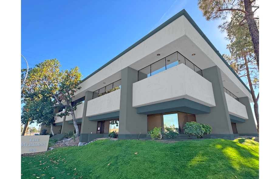 More Photos Of 401 W Baseline Rd, Tempe Office For Sale