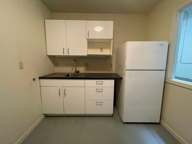 More Photos Of 3721 Santa Rosa Ave, Santa Rosa Warehouse For Lease