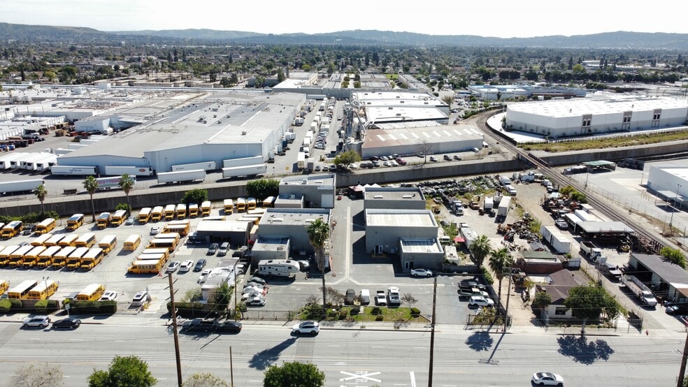 More Photos Of 15628 Cypress St, Irwindale Warehouse For Sale