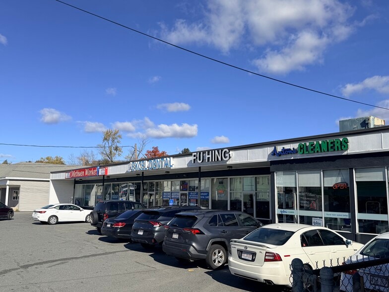 More Photos Of 49 Jackson St, Methuen Freestanding For Lease