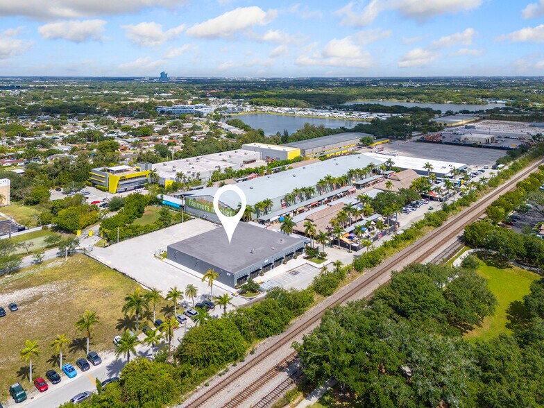 More Photos Of 1930 N 30th Rd, Hollywood Office Residential For Lease