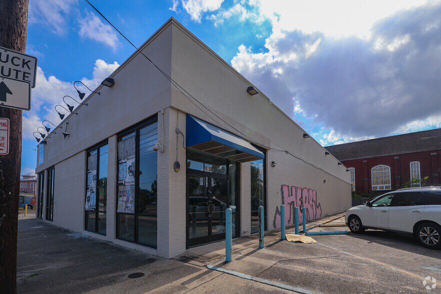 More Photos Of 1320 N Broad St, New Orleans Freestanding For Lease