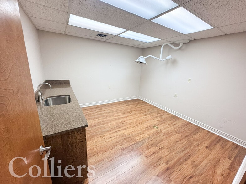 More Photos Of 404 E Elm St, Caldwell Medical For Sale