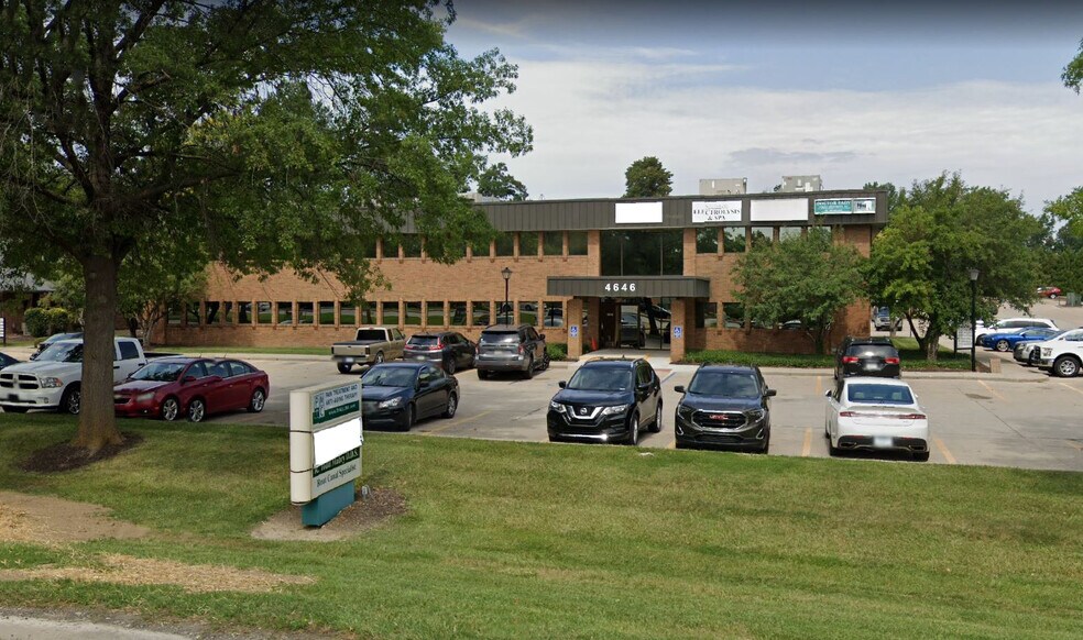 More Photos Of 4656 W Jefferson Blvd, Fort Wayne Unknown For Lease