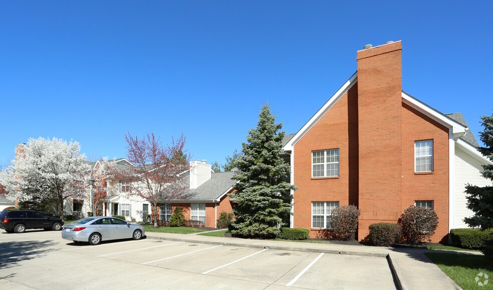 More Photos Of 210 Retreat Ln, Westerville Apartments For Sale