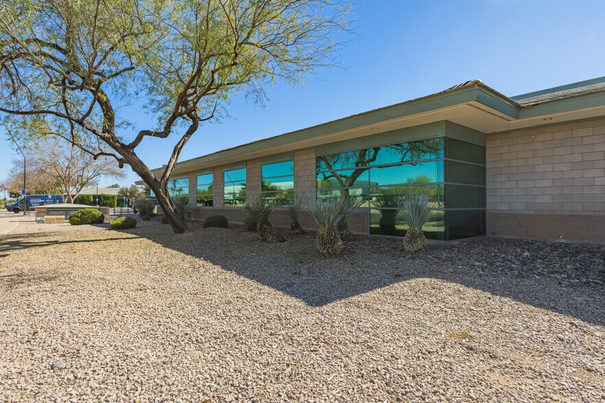 More Photos Of 2033 E Warner Rd, Tempe Office For Sale