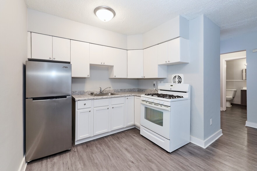 More Photos Of 2110 S Park Ave, Minneapolis Apartments For Sale