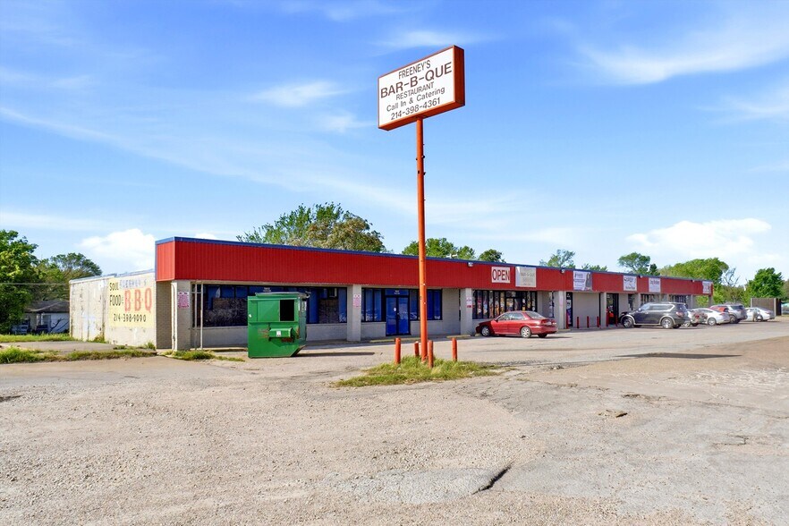 Primary Photo Of 7822 Great Trinity Forest Way, Dallas Storefront For Sale
