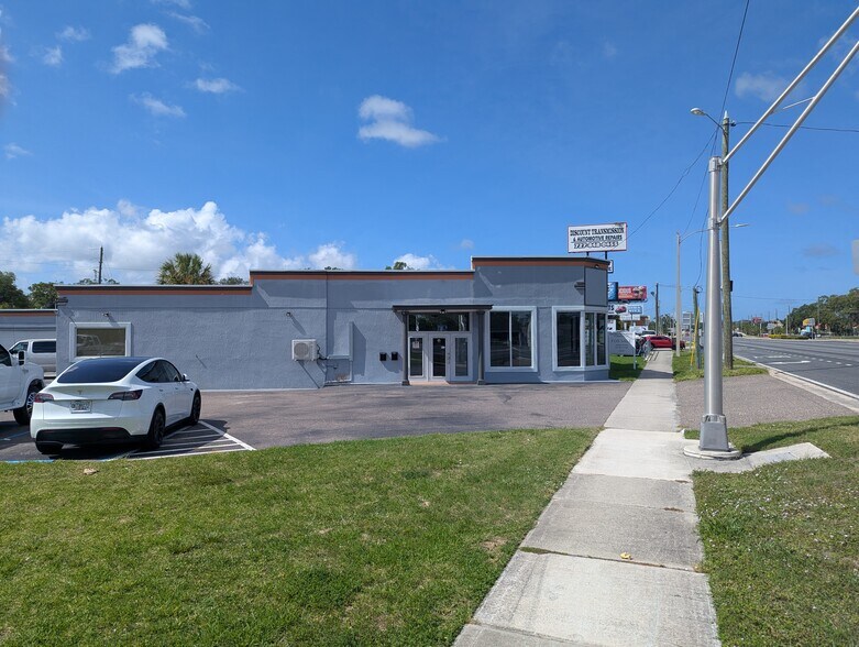 More Photos Of 7940 Grand Blvd, Port Richey General Retail For Sale