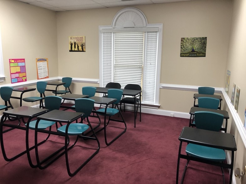 More Photos Of 997 Commerce Dr SW, Conyers Medical For Lease