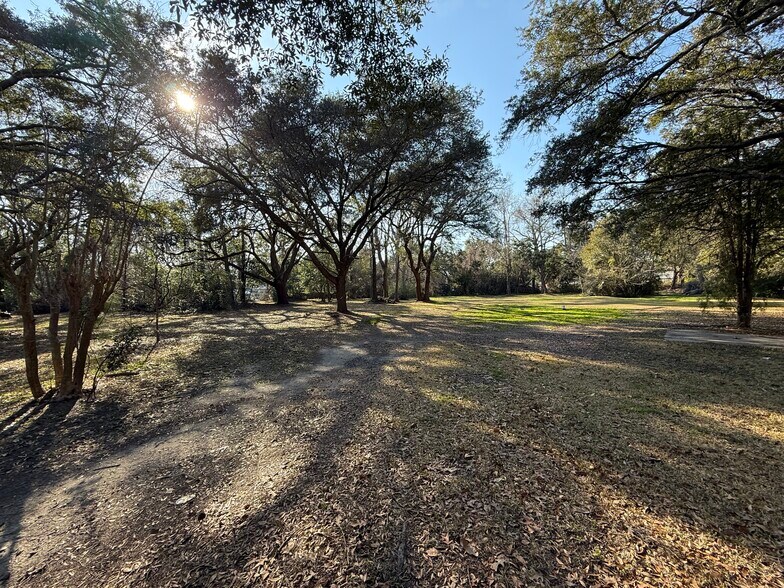 More Photos Of 1223 Fuseler Rd, Charleston Land For Sale