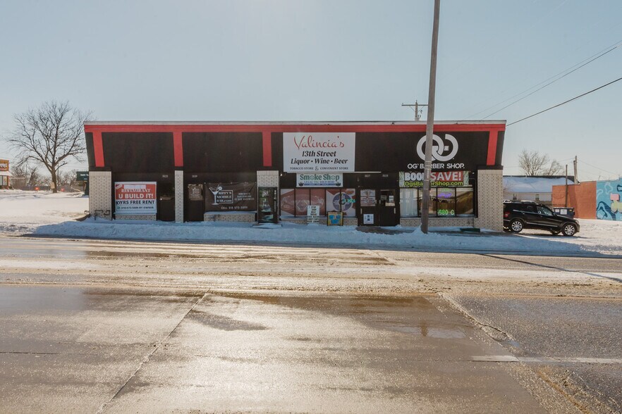 More Photos Of 3117 E 13th St, Wichita Freestanding For Sale