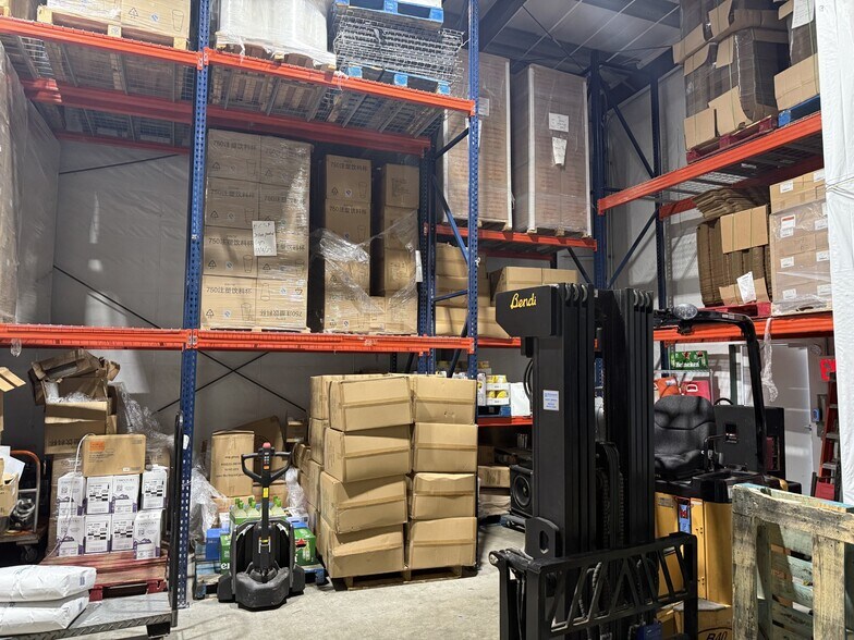 More Photos Of 839 Pennsylvania Ave, Brooklyn Storefront For Lease